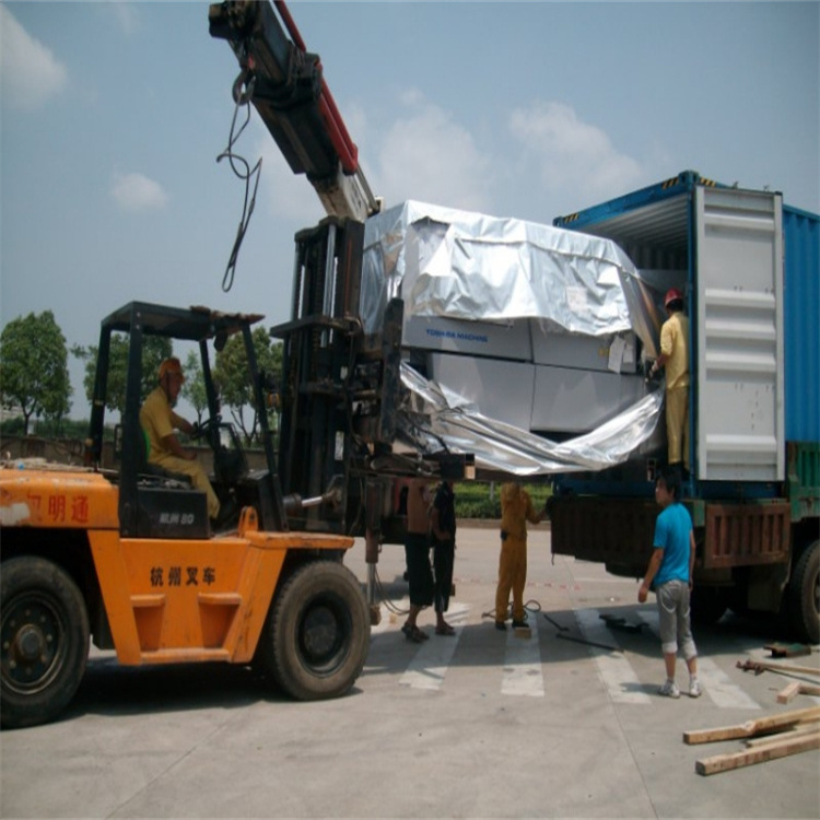 晋安机器吊装移位